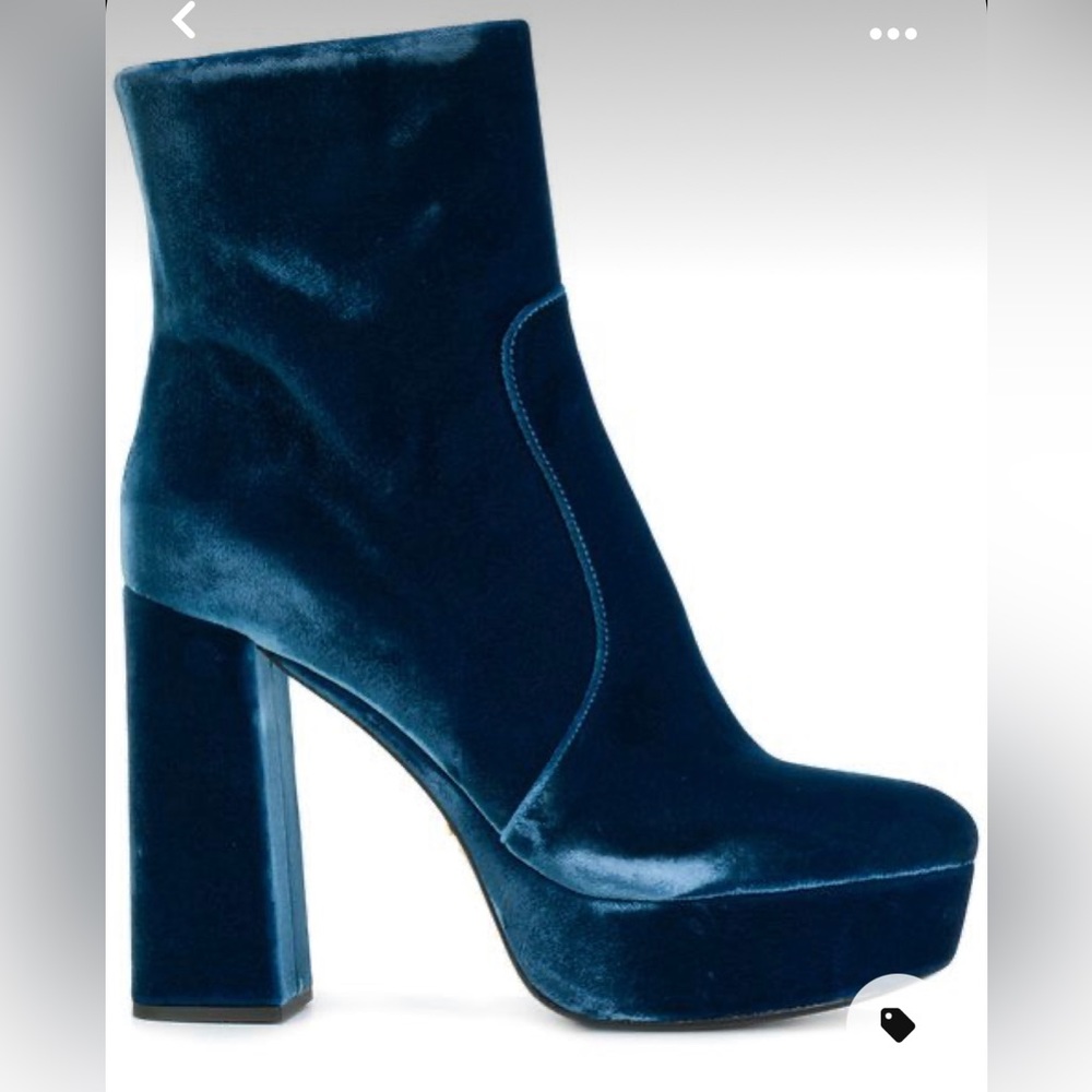 $775 Amazing Blue Velvet Platform High Heel Prada Boots 40 Hailey Bieber